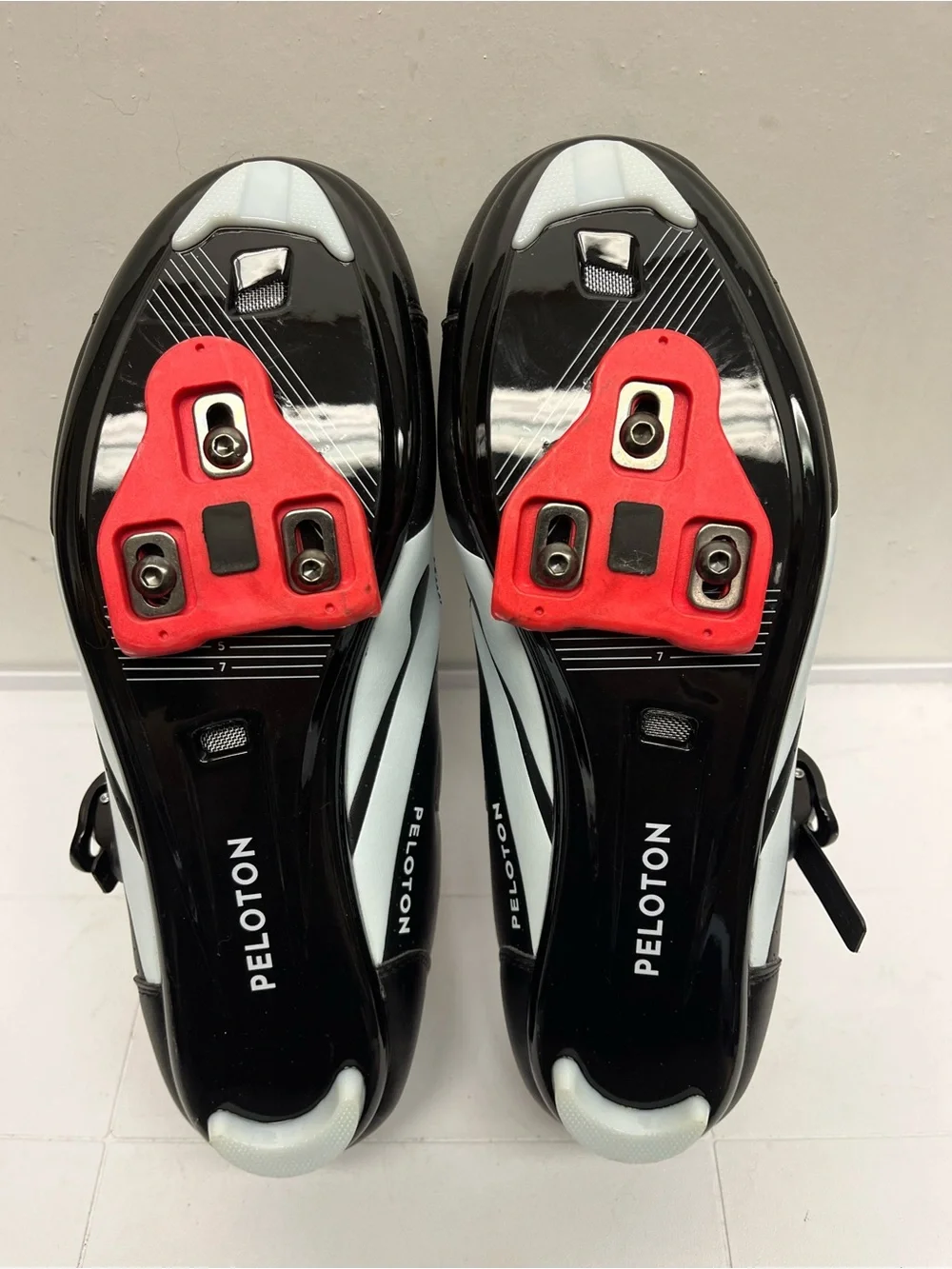Peloton Cycling Shoes Sz 44 US Men’s 10.5 Women’s 11.5-12 Fitness Spinning